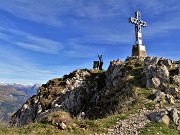 44 Alla croce di Cima Alben (2019 m)